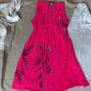 Pleated pink beach dress with jewel details